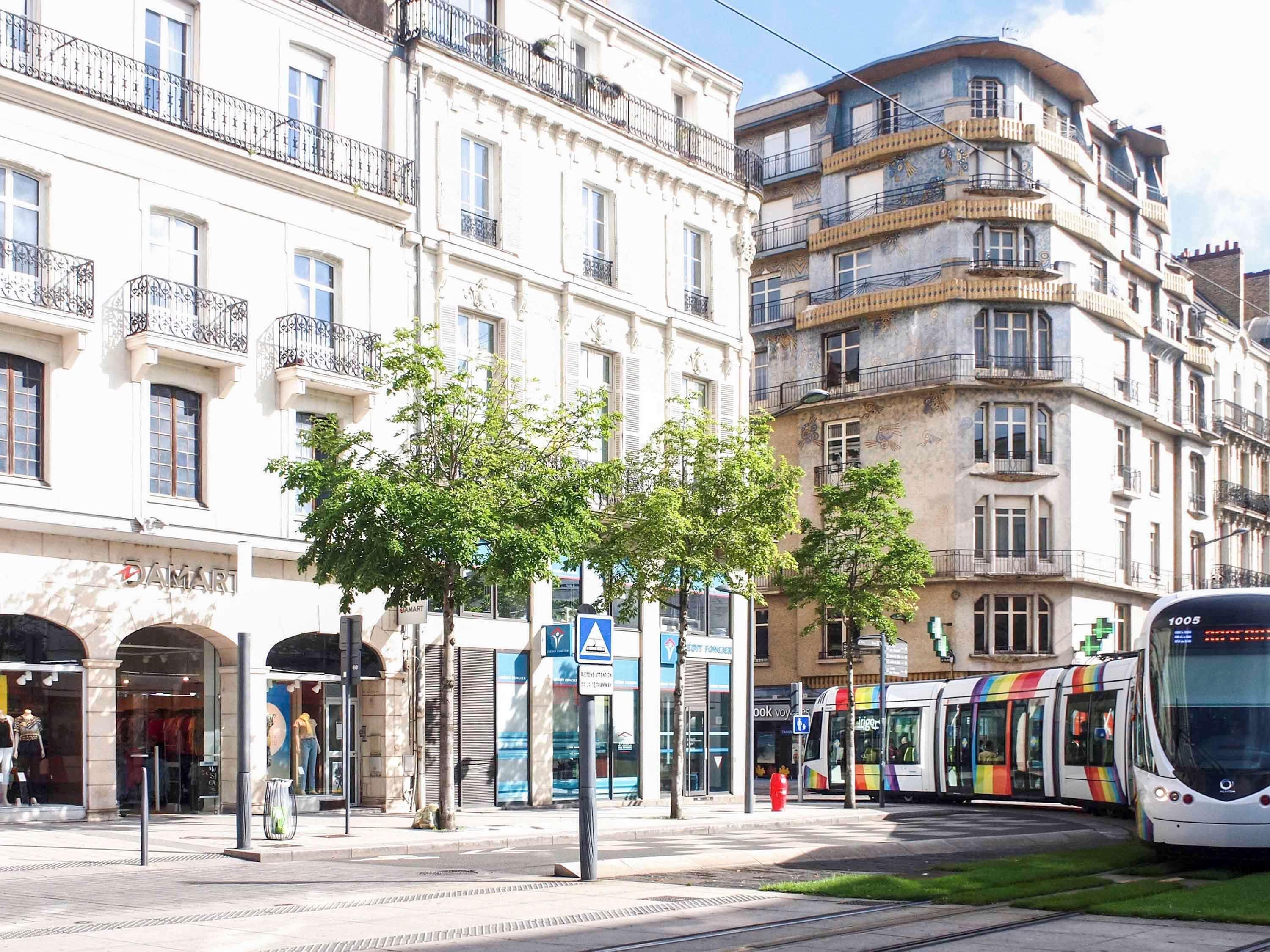 Mercure Angers Centre Gare Экстерьер фото