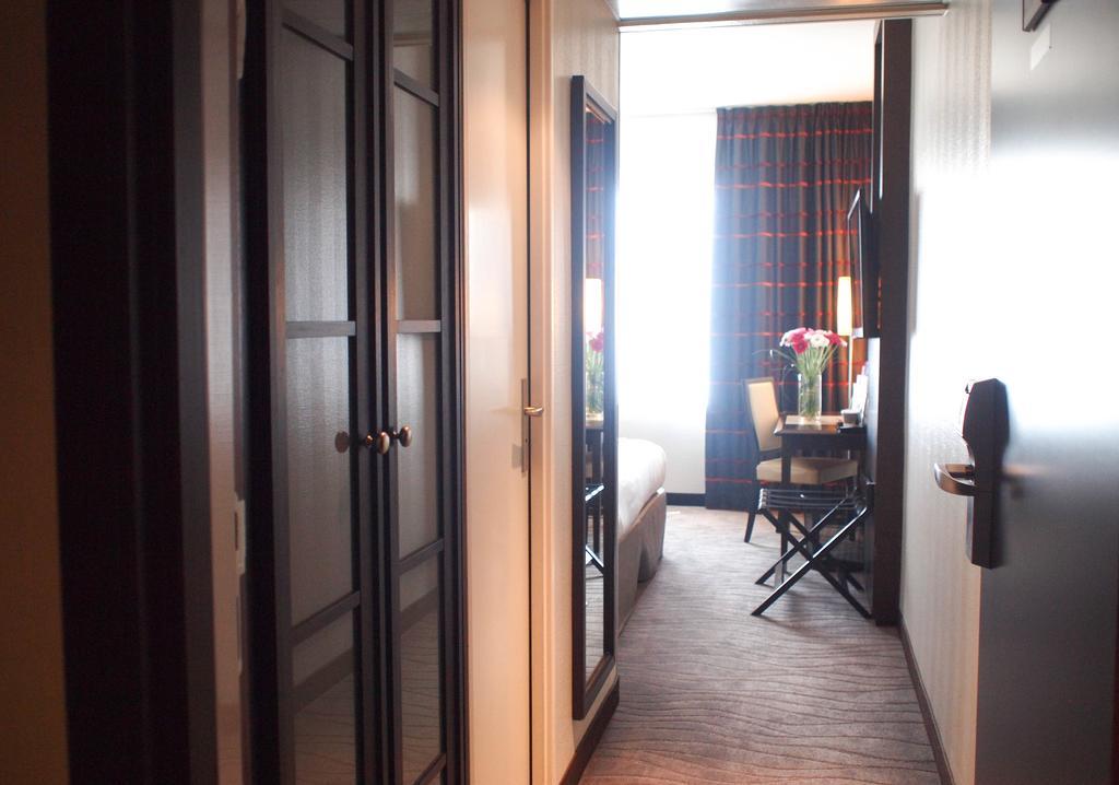Mercure Angers Centre Gare Экстерьер фото
