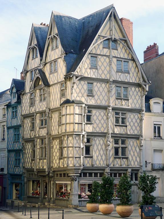 Mercure Angers Centre Gare Экстерьер фото
