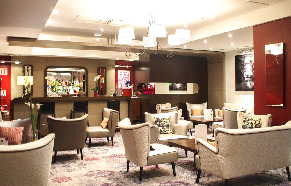 Mercure Angers Centre Gare Экстерьер фото