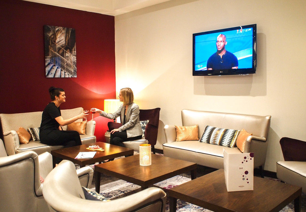 Mercure Angers Centre Gare Экстерьер фото