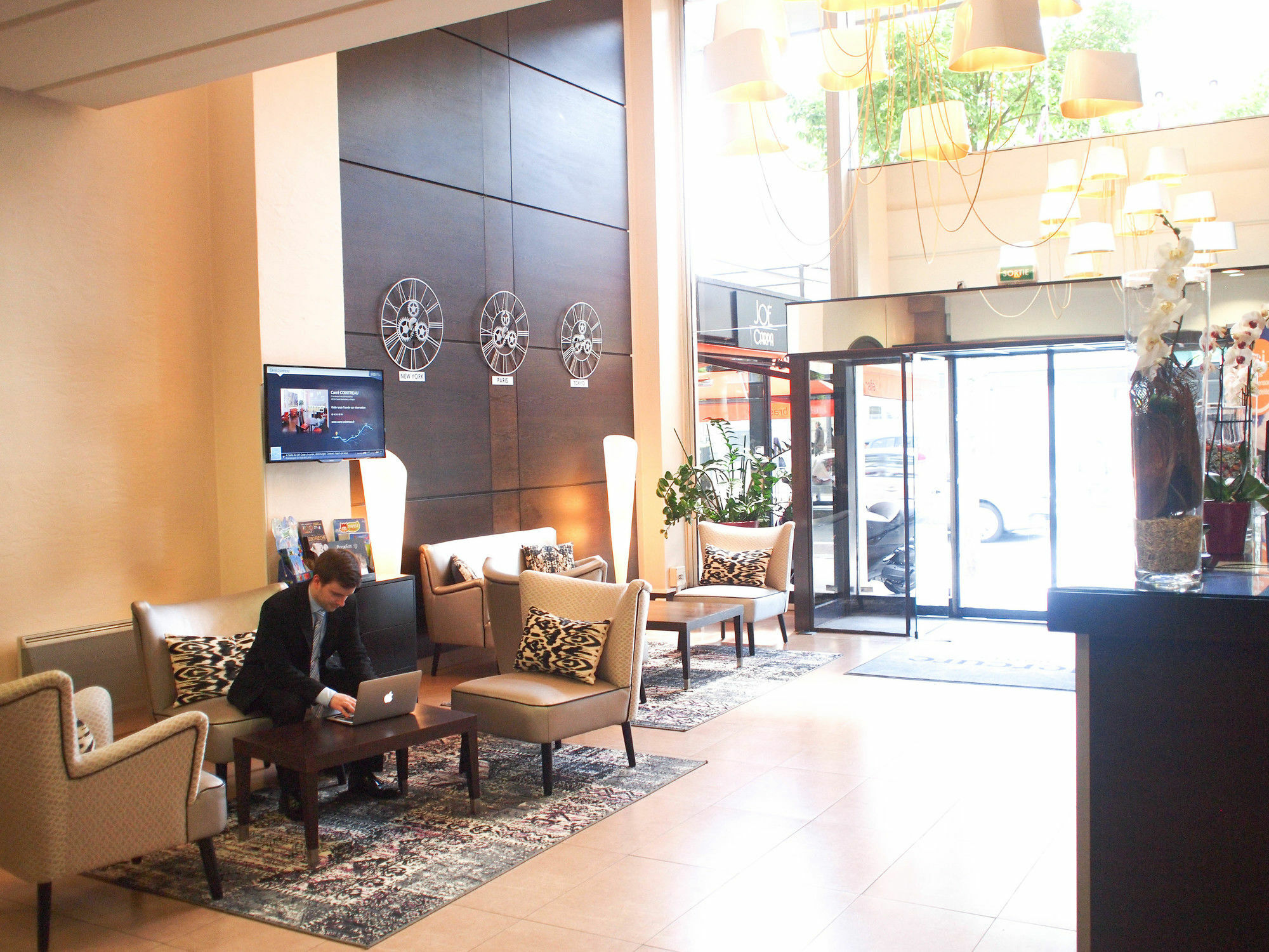 Mercure Angers Centre Gare Экстерьер фото